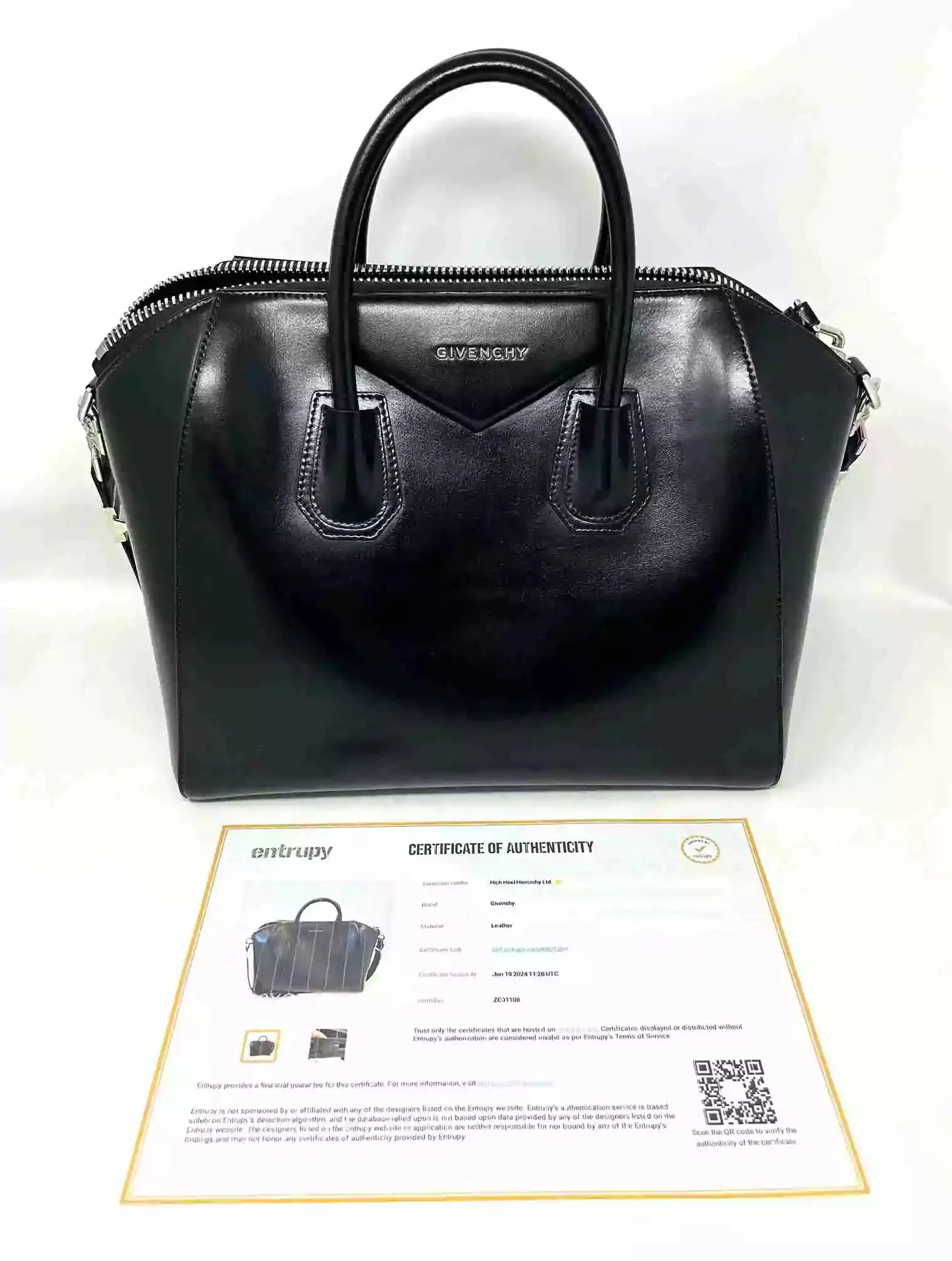 Givenchy Antigona Medium Shiny Black Leather Shoulder Bag/Handbag