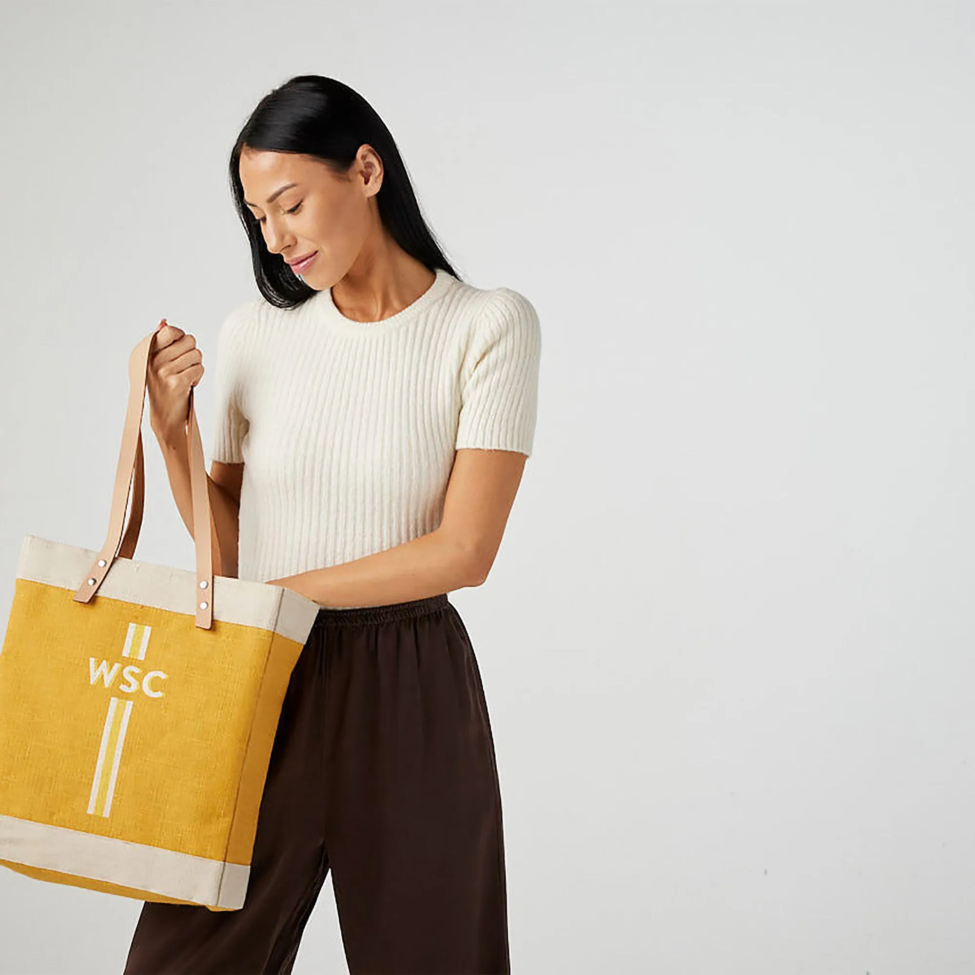 Market Tote in Gold with Monogram