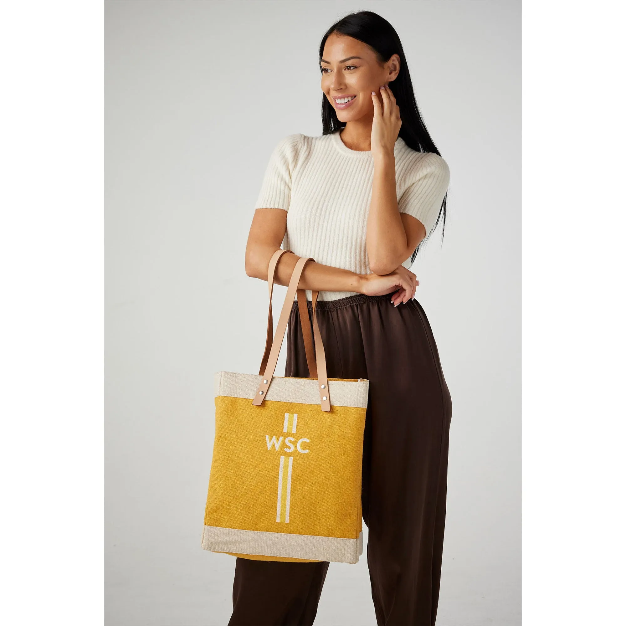 Market Tote in Gold with Monogram